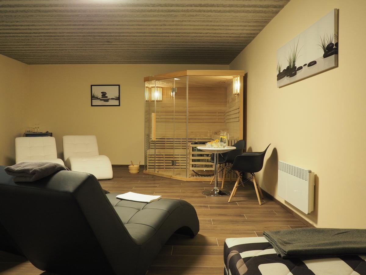 Pension Inspirace A Wellness Self Check-In Kolin Bagian luar foto